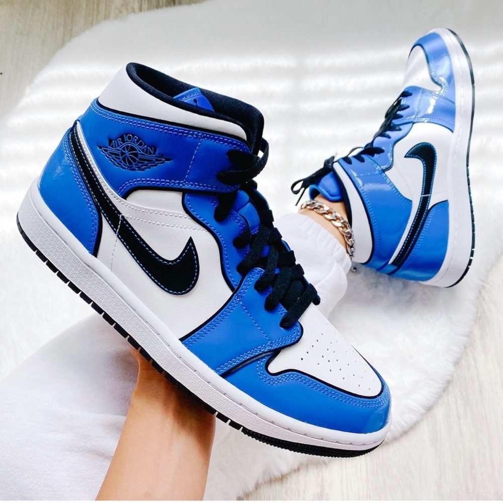 Nike air jordan 1 mid sneakers - Picture 2 of 2